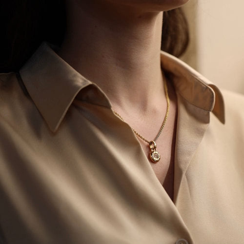Collier Collier pendentif Chopard Happy Diamonds en or jaune 18K avec 7 diamants – Ref. 79/2655 – 42 cm – 14,40 g 58 Facettes