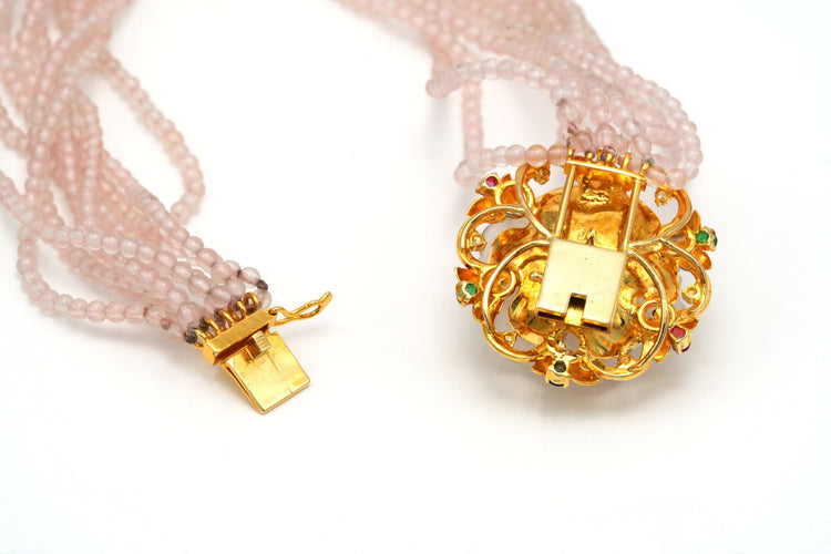 Bracelet Bracelet chinois contemporain or jaune, quartz rose, émeraudes, rubis et saphirs 58 Facettes 20743