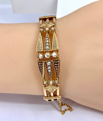 Bracelet jonc en or 18 carats et perles fines . Epoque Napoléon III