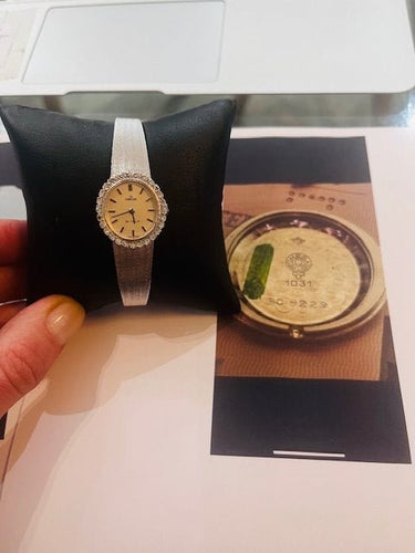 Montre OMEGA - Montre dame modèle De Ville, or gris diamants 58 Facettes