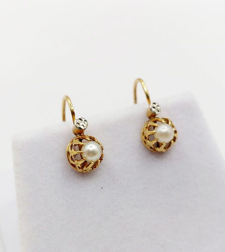 Boucles d'oreilles Dormeuses antique or perle en serti griffes 58 Facettes A05421
