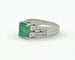 Bague Bague en or blanc avec une émeraude brésilienne de 1,48 ct et des diamants latéraux 58 Facettes 7369