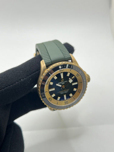 Montre Breitling Superocean 42 N17375201L1S1 58 Facettes