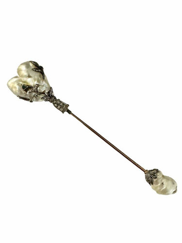 Broche Epingle de Jabot en Or, Argent, Soufflure de Perles, Diamants, Rubis et émeraude 58 Facettes