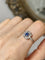 Bague 54 Bague ancienne en or 18K sertie d’un saphir et diamants 58 Facettes