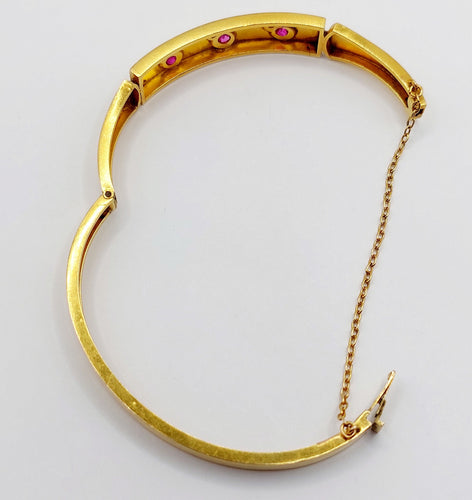 Bracelet Bracelet jonc antique or jaune décoré d'abeilles orné de rubis et de diamants taille roses (circa 1890) 58 Facettes A04772