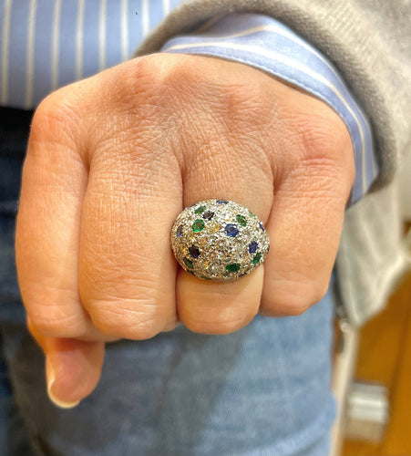 Bague 50 Bague et boucles d’oreilles en platine , diamants , saphirs , émeraudes 58 Facettes