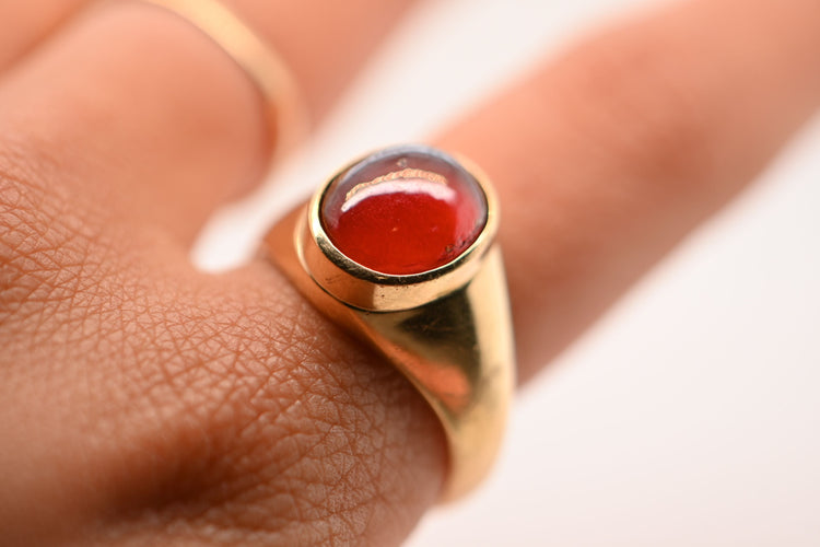 Bague 58 Chevalière or jaune grenat 58 Facettes