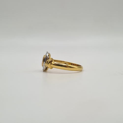 Bague 56 Bague or jaune sertie d'un rubis et diamants 58 Facettes