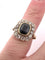 Bague 49 Bague en or jaune 18 carats 2028 C avec saphir central et diamants environnants 58 Facettes