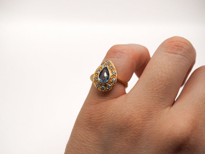 Bague 49 Bague poire or jaune topaze diamants 58 Facettes 5220