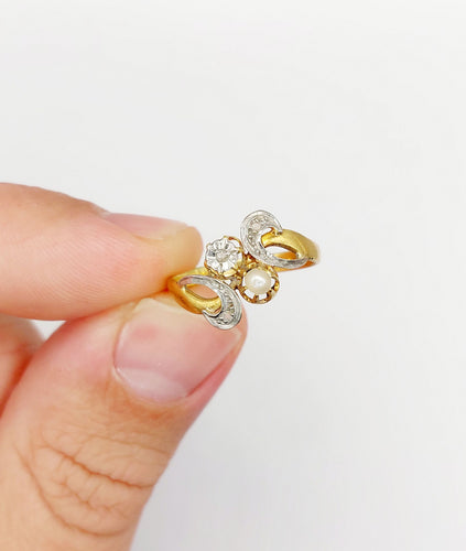 Bague 52 Bague toi et moi antique or, diamant et perle 58 Facettes A05423