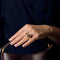 Bague 59 Bague Tank en or jaune en blanc, diamants 58 Facettes VIL0912