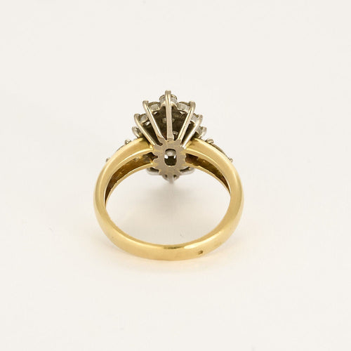 Bague navette en or jaune, or blanc et diamants
