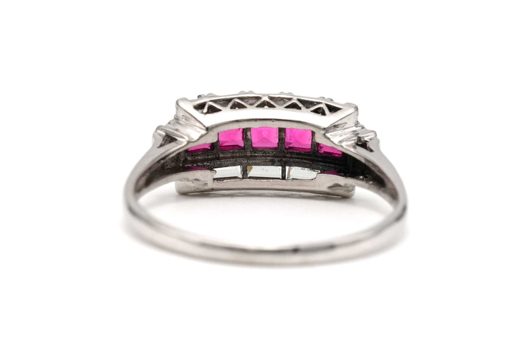 Bague 57 Bague Art Déco or blanc sertie de rubis de synthèse et de zirconiums 58 Facettes 22917