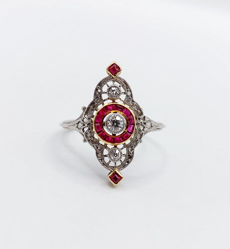 Bague 51 Bague marquise Art déco en platine, diamants taille ancienne et rubis synthétiques 58 Facettes A06548