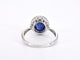 Bague 54 Bague entourage en or blanc avec diamants et saphir 58 Facettes 2044