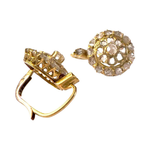 Boucles d'oreilles Boucles d'oreilles de style ancien, datant du début du XXe siècle, en or 18 carats et diamants. 58 Facettes Q349B