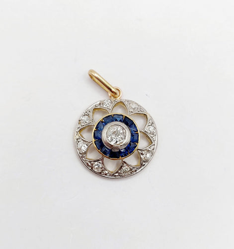 Pendentif Pendentif art deco or 18k diamant taille ancienne et saphirs calibrés (circa 1920) 58 Facettes A05715