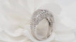 Bague 57 Bague Jonc en or blanc, rubis ovale et diamants 58 Facettes F4832