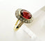 Bague 55 Bague vintage en or jaune avec halo de rubellite et de diamants. 58 Facettes 50347