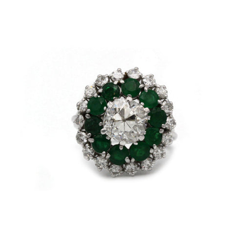 Bague 51 Bague - Or, diamants et émeraudes 58 Facettes 1179