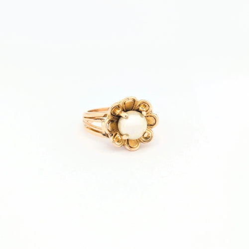 Bague 50 Bague florale en or jaune et perle 58 Facettes 30481