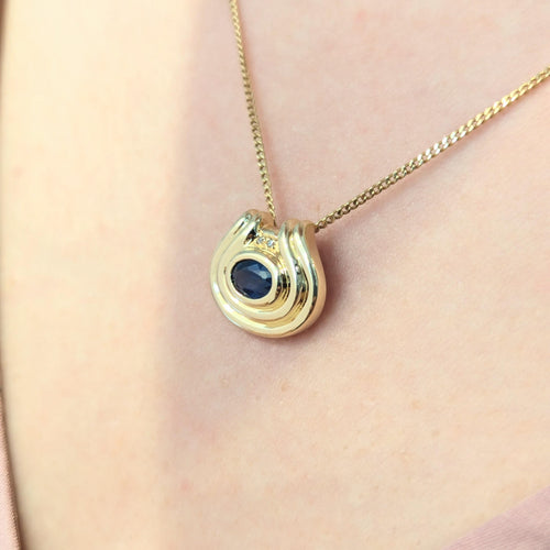 Pendentif Pendentif en or jaune diamants et saphir 58 Facettes 30061