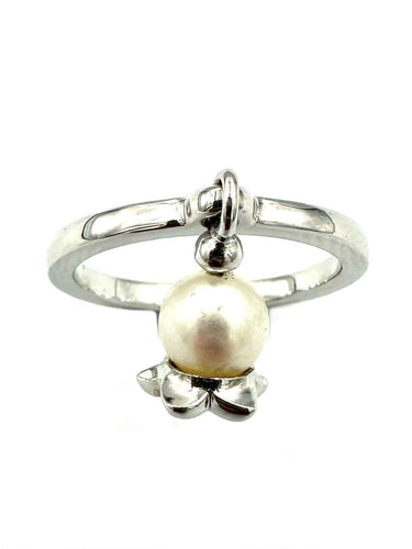 Bague 52 DIOR. Collection "Muguet", bague or blanc 18K et perle 58 Facettes
