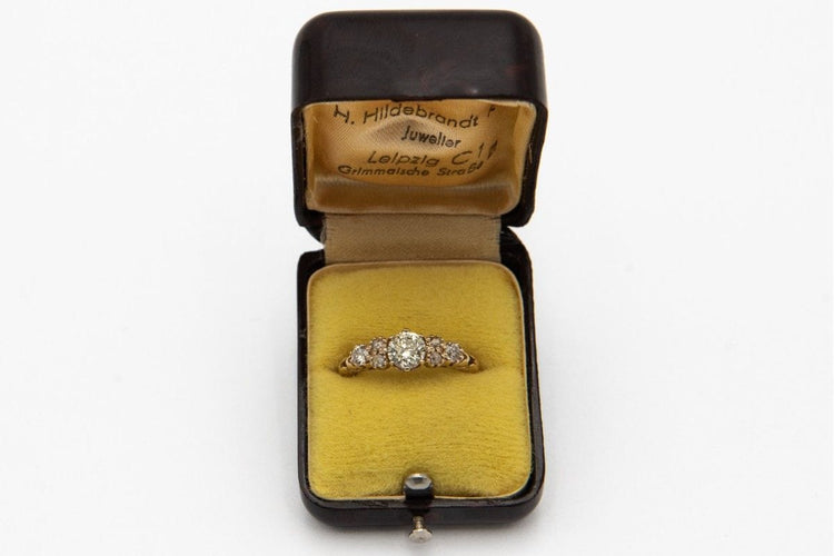 Bague 54 Bague en or jaune avec diamant taille ancienne de 1,20 ct, début du XXe siècle 58 Facettes 9601