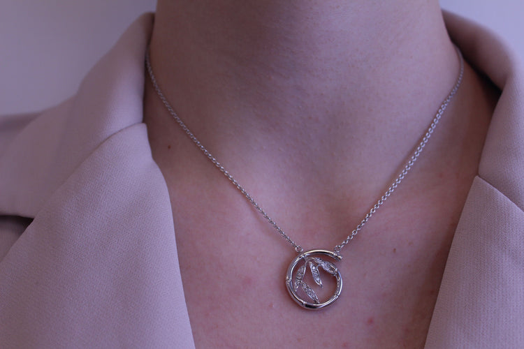 Collier Carrera Y Carrera - Collier Tao or blanc 58 Facettes DA10609 020101