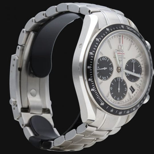Montre Omega Montre Speedmaster Date Chronographe 58 Facettes MT41849