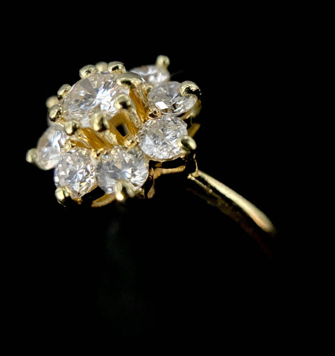 Bague marguerite en or jaune diamants