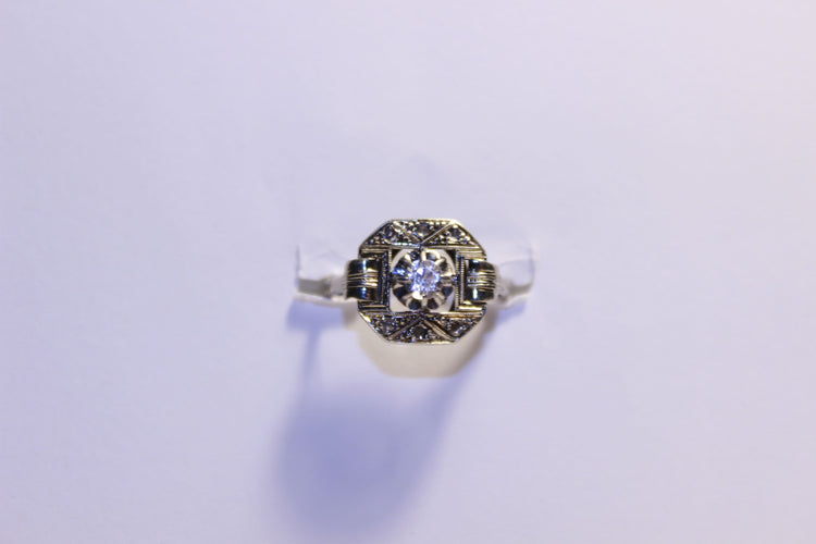 Bague 53 Bague Or blanc Oxyde de zirconium 58 Facettes