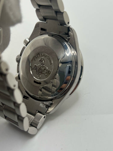 Montre Omega Speedmaster Date 58 Facettes