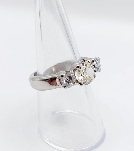 Bague 55 Bague jonc Art déco en platine et diamants (1,30 ct + 0,90 ct) 58 Facettes A06671
