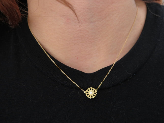 Collier collier ILIAS LALAOUNIS rosette 526005 diamants 0.02ct en or jaune 18k 58 Facettes 270148