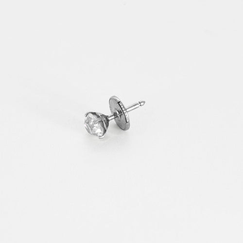 Boucles d'oreilles Paire de Boutons d'oreilles en or blanc et diamants 58 Facettes AUX1373