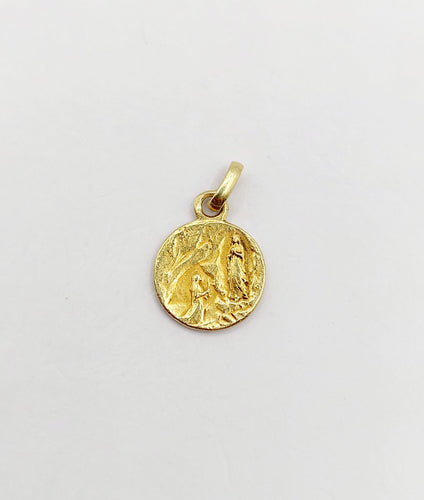 Pendentif Petite Médaille religieuse vintage or jaune 58 Facettes A05625
