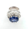 Bague 52 Magnifique bague en or blanc massif 18 carats ornée d'un saphir et de diamants. 58 Facettes