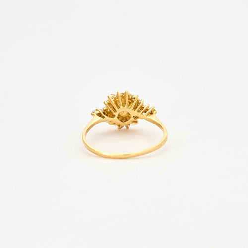 Bague 58 Bague perle et diamants en or jaune 58 Facettes