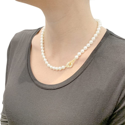Collier Collier de perles Dinh Van, "Menottes R12", en or jaune. 58 Facettes 35155