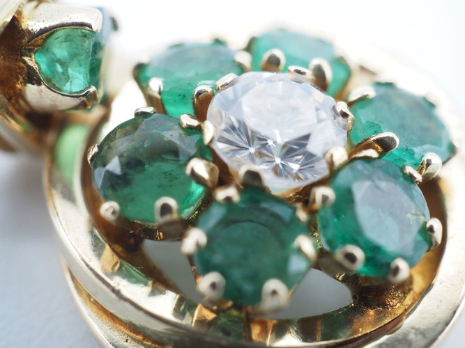 Boucles d'oreilles Boucles d'oreille émeraude marguerite 58 Facettes