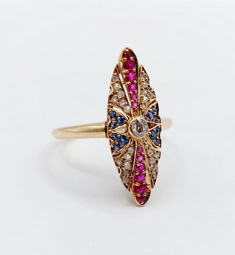 Bague 56 Bague marquise art deco or rose 18k diamant taille ancienne, diamants tailles roses, rubis et saphirs (circa 1920) 58 Facettes A05470