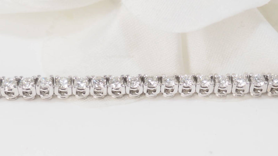 Bracelet Bracelet rivière en or blanc et diamants 58 Facettes 32500