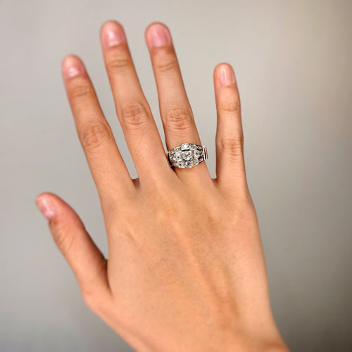 Bague 51 Bague Tank - Or rose, Platine et Diamants 58 Facettes 250362R