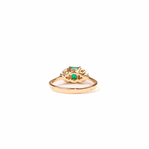 Bague émeraude et diamants en or jaune