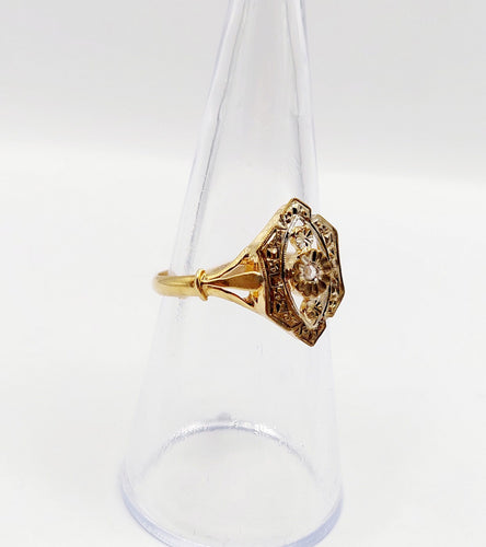 Bague 53.5 Bague marquise Art Déco or jaune, diamant taille rose (circa 1910) 58 Facettes A06376