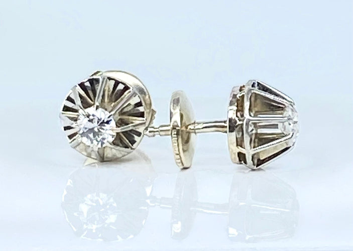 Boucles d'oreilles Paire de boucles d’oreilles en or blanc 18 carats et diamants 58 Facettes AB535