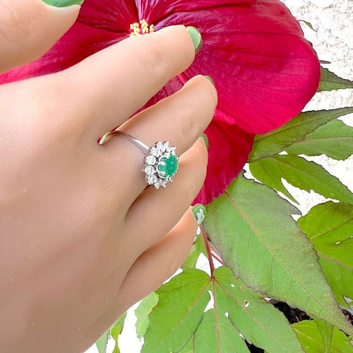 Bague 57.5 Bague marguerite vintage émeraude et diamants 58 Facettes AA 1740
